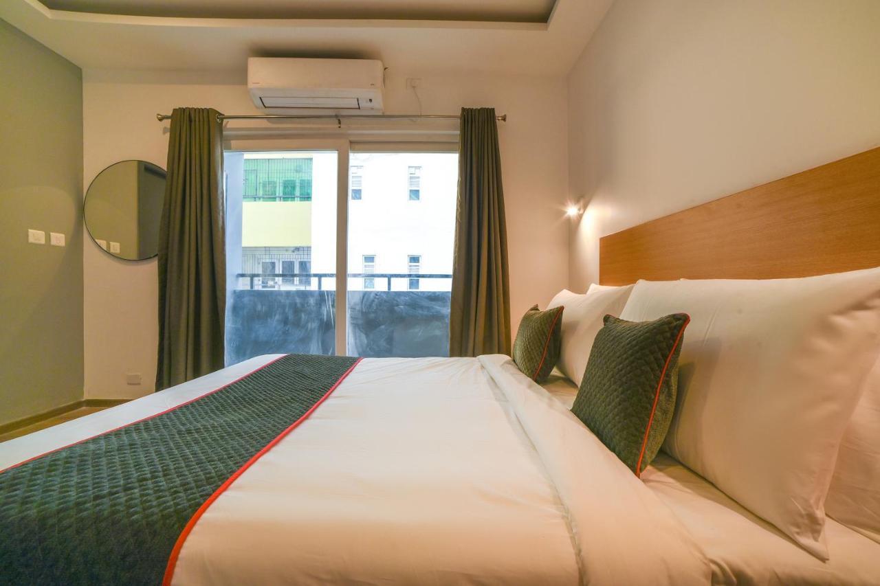 Oyo Townhouse 175 Pure Stays Near Airport Near International Airport Metro Station Hotel Chennai